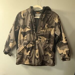 GAP Camouflage Jacket with Zip Closure size 10